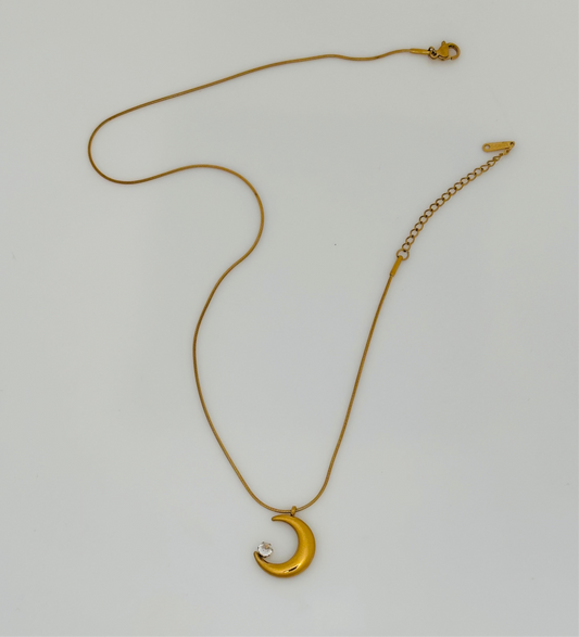 Crystal Nila Necklace