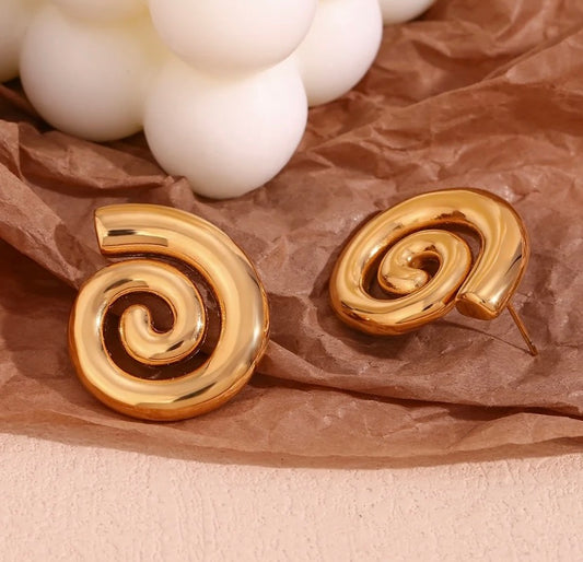 Swirl Earring