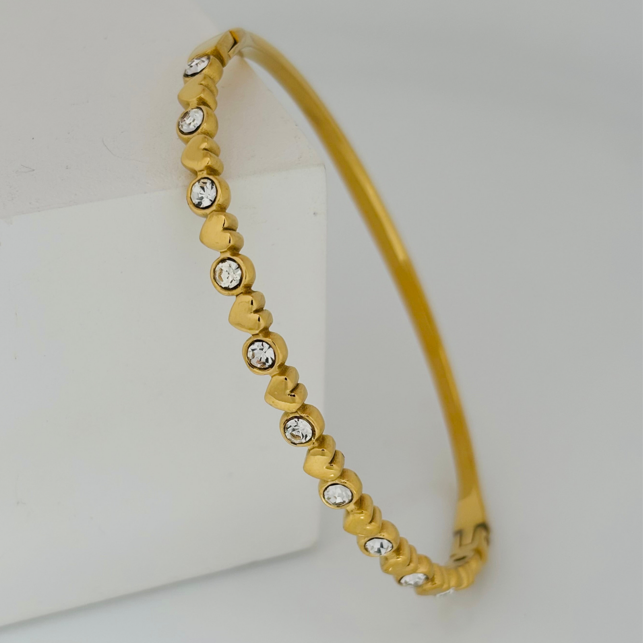 Eternal Heart Bracelet