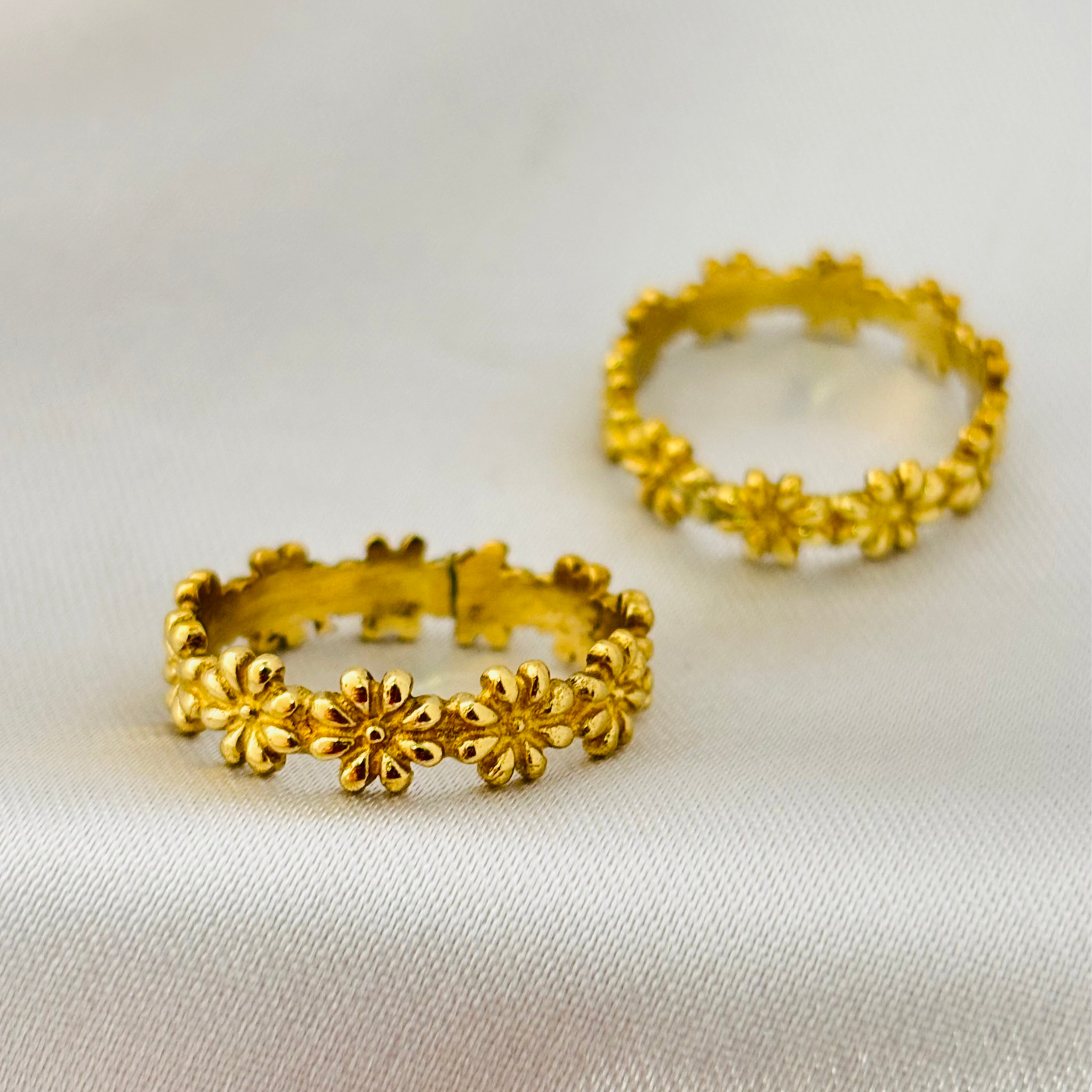 Flora Toe Rings