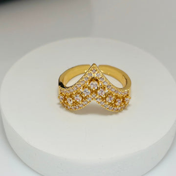 Gold-plated crown-design ring with cubic zirconia stones, statement style