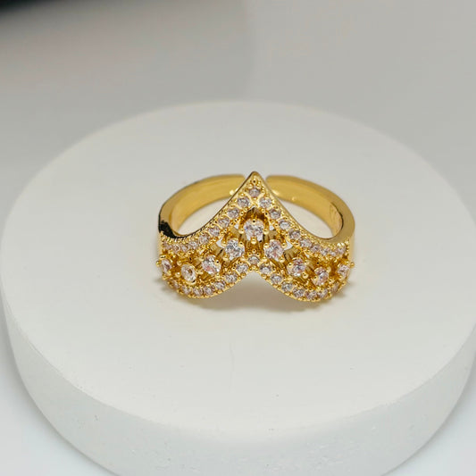 Gold-plated crown-design ring with cubic zirconia stones, statement style