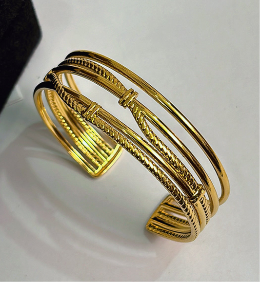 Multi-layered Knot Cuff