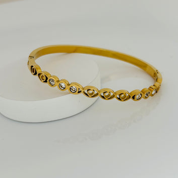 Whispering eyes bracelet