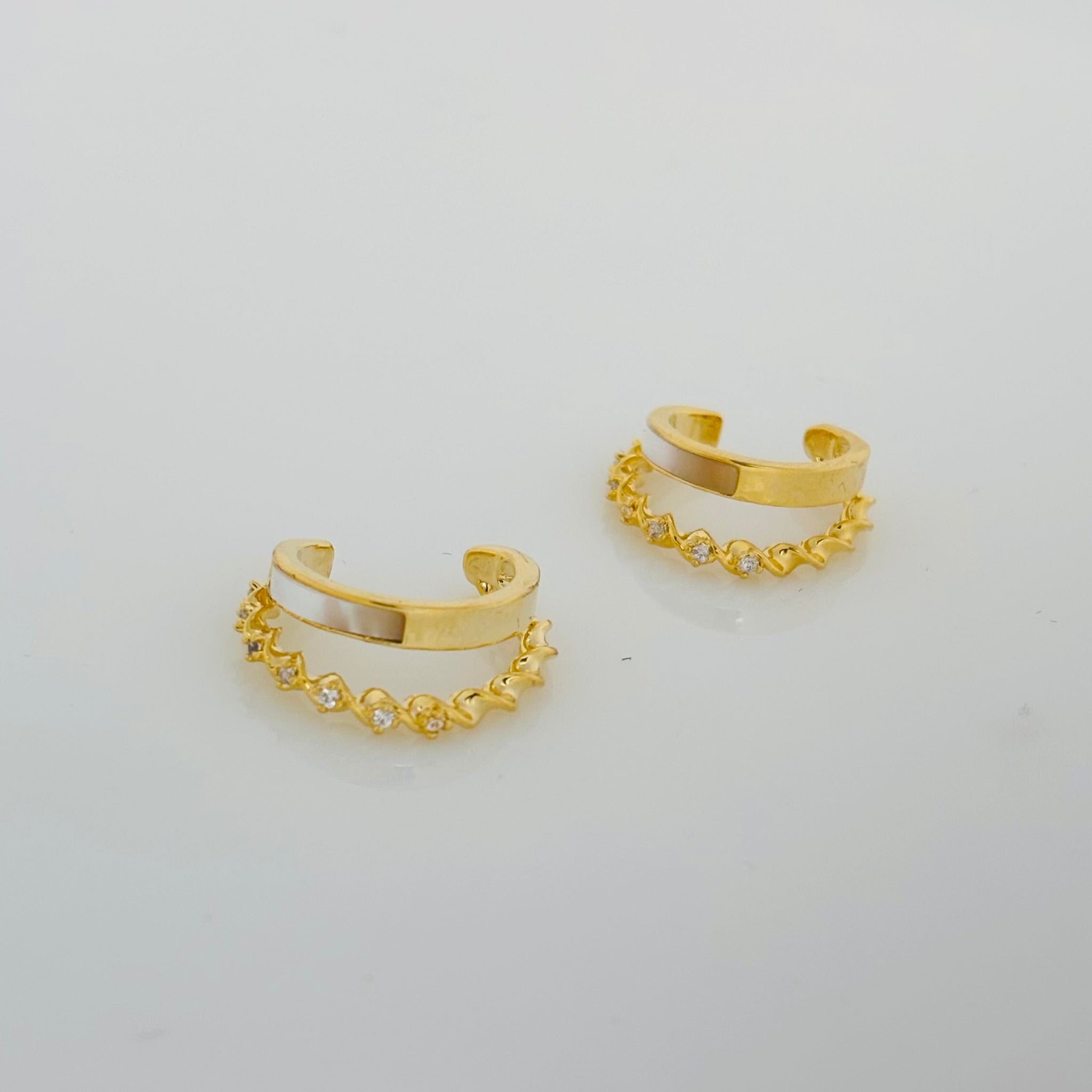 MOP Double Layered Ear Cuff