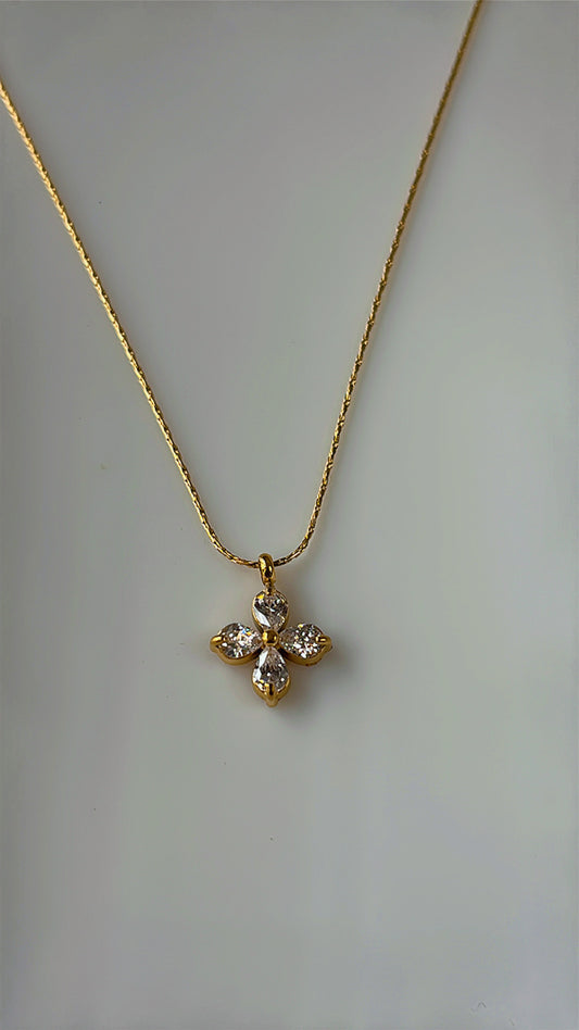 Clover Stone Necklace