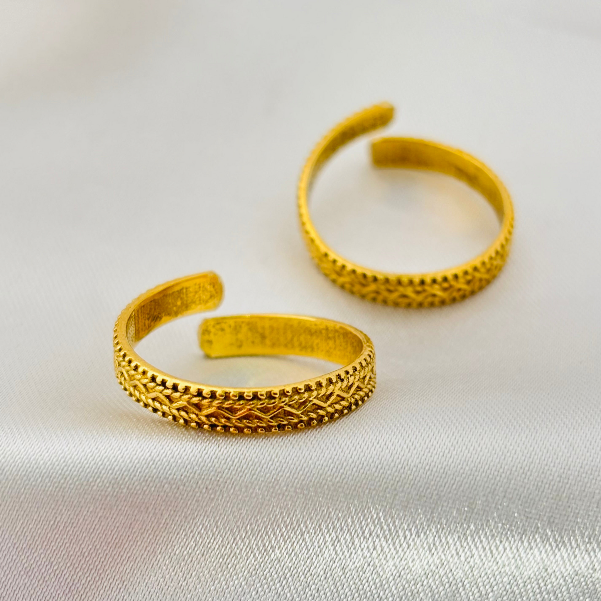 Lace Toe Rings