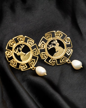 Cerf Pearl Earring