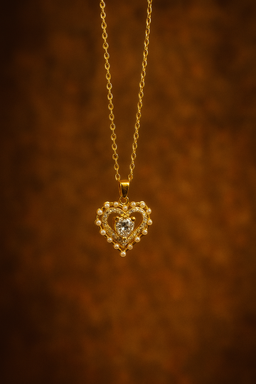 Amour Necklace
